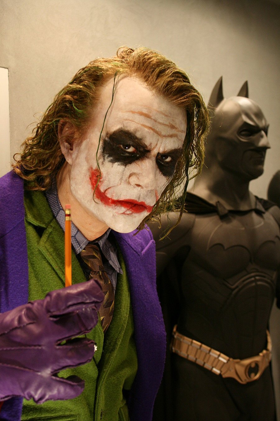 heathledger_joker_couture