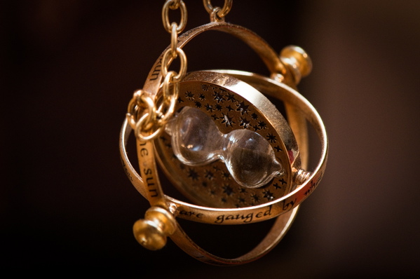 movie-accessories_time-turner