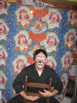 Looking For A Professional Clown?