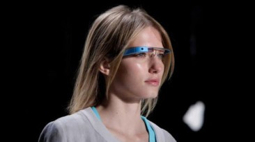10 Fictional Characters Trade Their Glasses For Google Glass